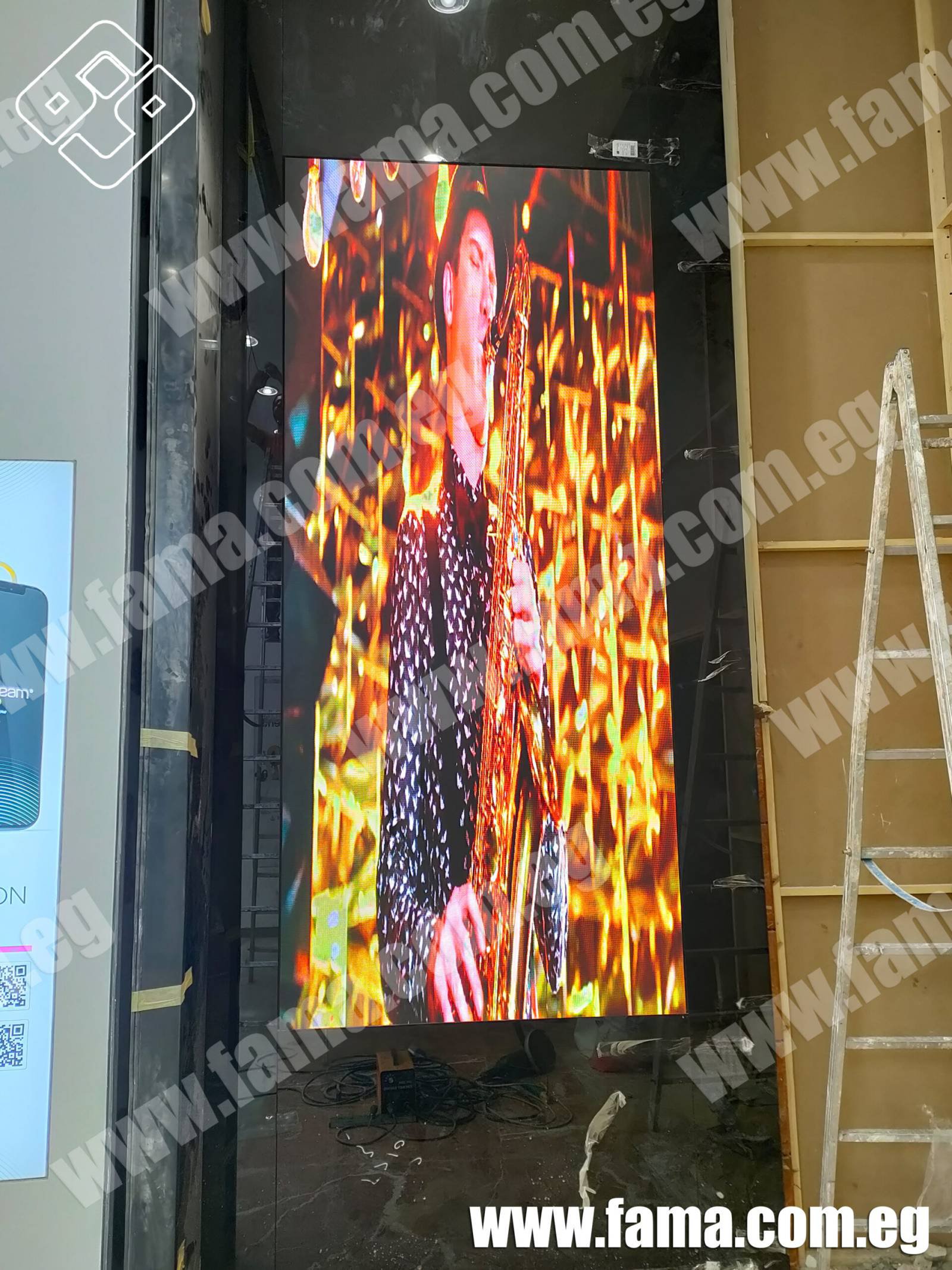 Best transparent screens from fama