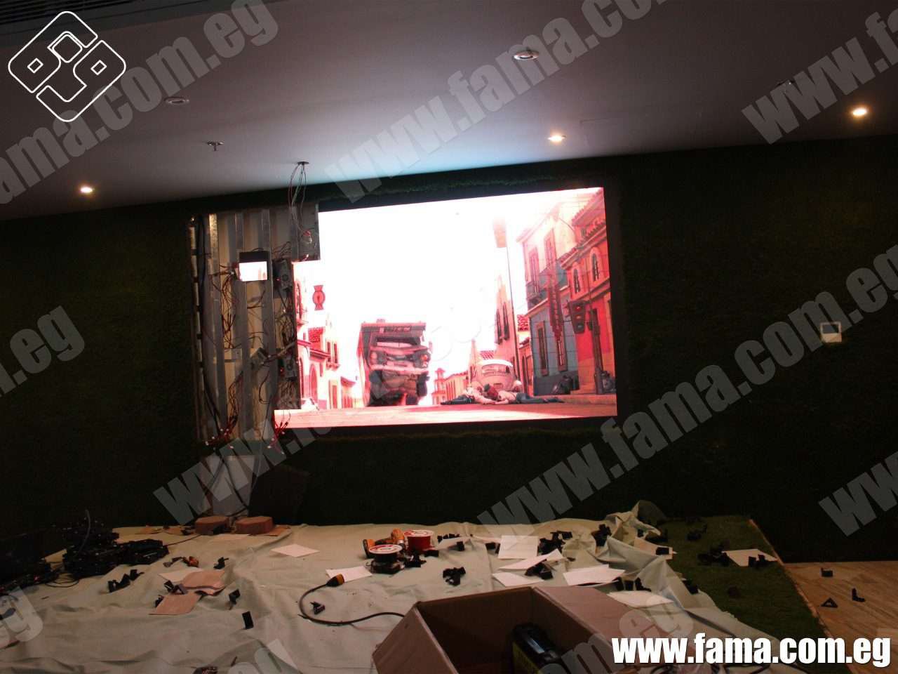 The difference between LED screens and LCD screens