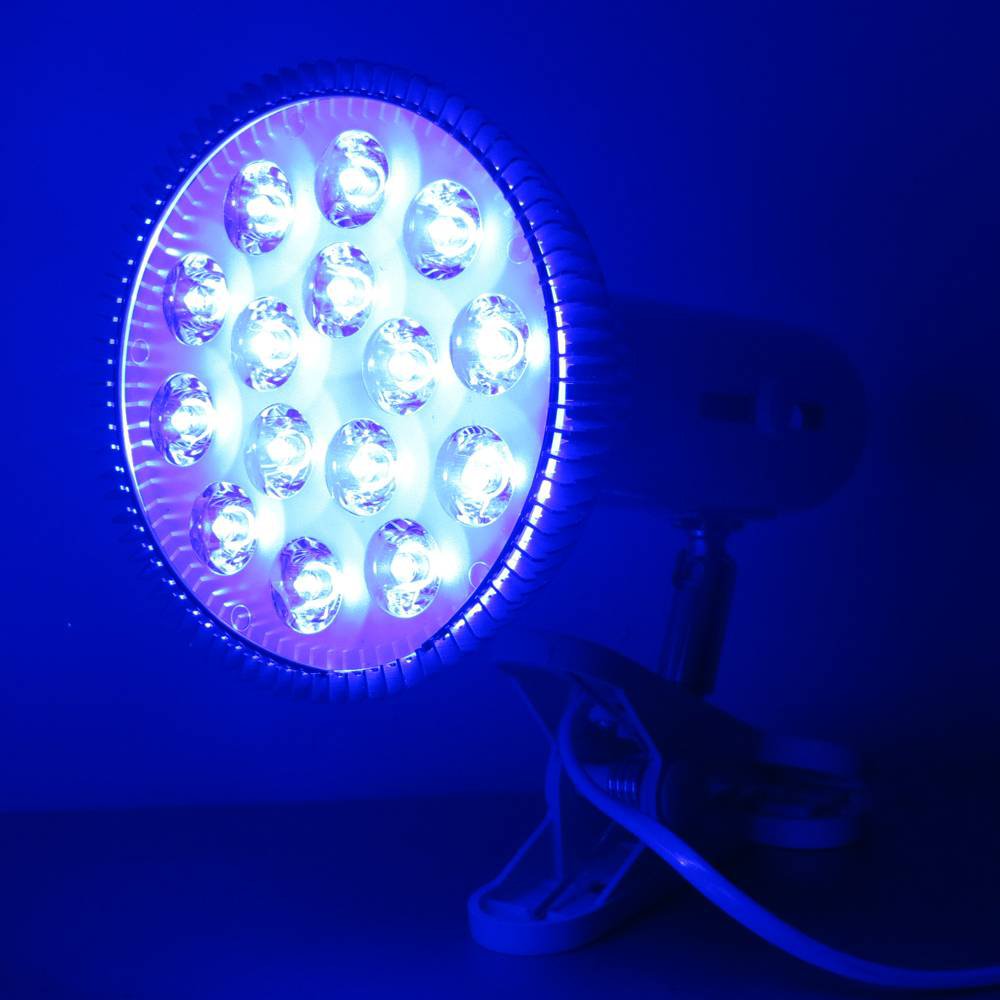 حقيقة الضوء الأزرق من شاشات الليد سكرين !