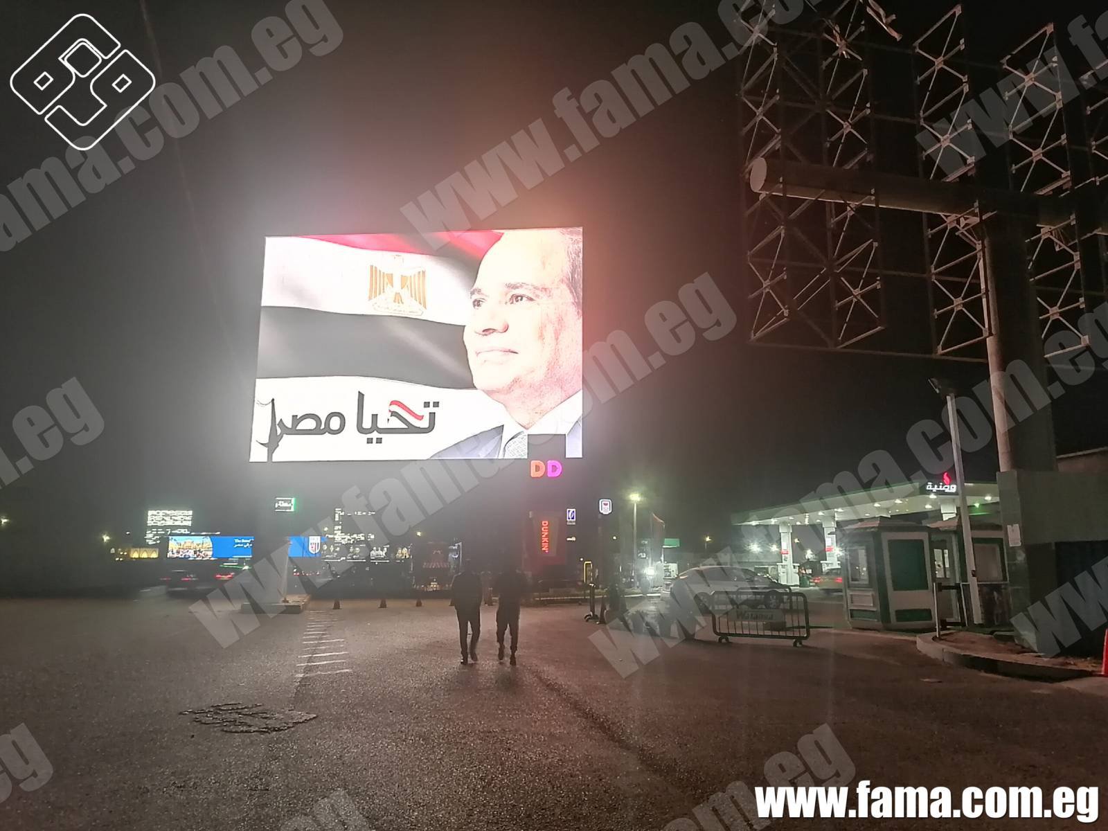 شاشات الـLED المضيئة تخطف الانظار