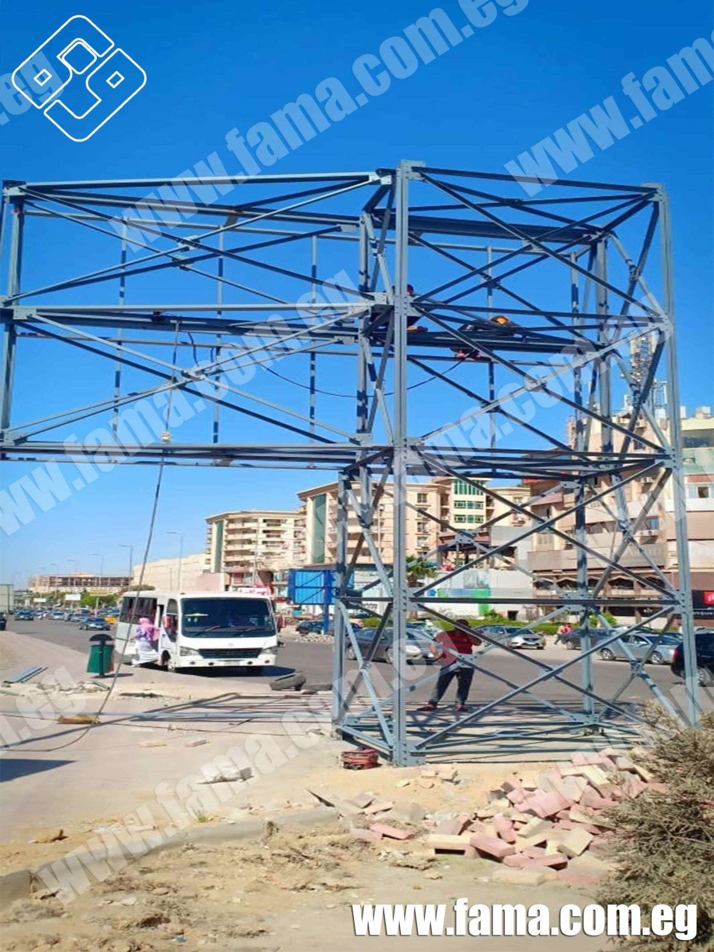 Sale and maintenance of LED screens